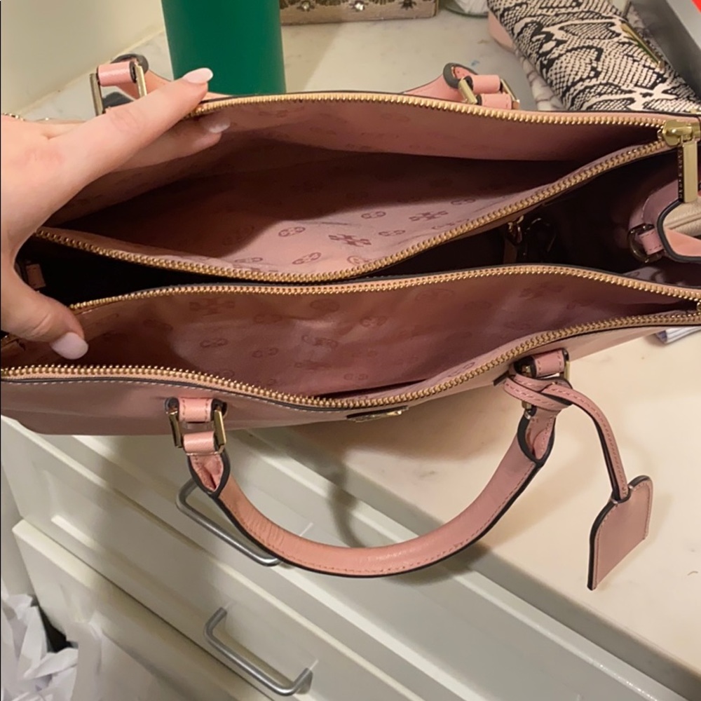 Tory Burch tote - Picture 4 of 4